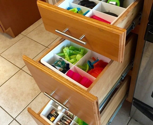 kitchen-divider-drawer-organizer